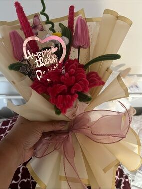 Fuzzy wire Bouquet for mother’s day